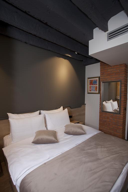 Solun'S Riverside Rooms Skopje Esterno foto