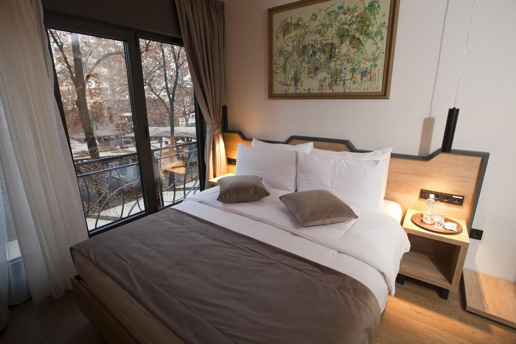 Solun'S Riverside Rooms Skopje Esterno foto